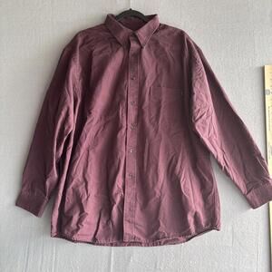 Roundtree & Yorke Outdoors Men’s XL Dark Purple Long Sleeve Button Up